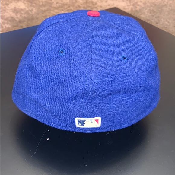 Philadelphia Phillies New Era 59FIFTY cap. - Picture 3 of 5